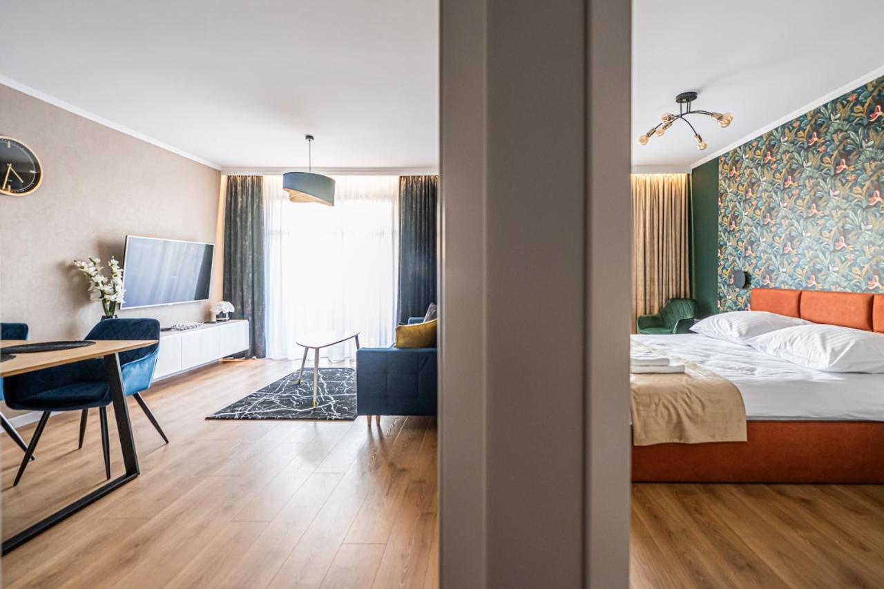 Apartment 24H With Free Garage And Ac Jagielly 5 Breslavia Exterior foto