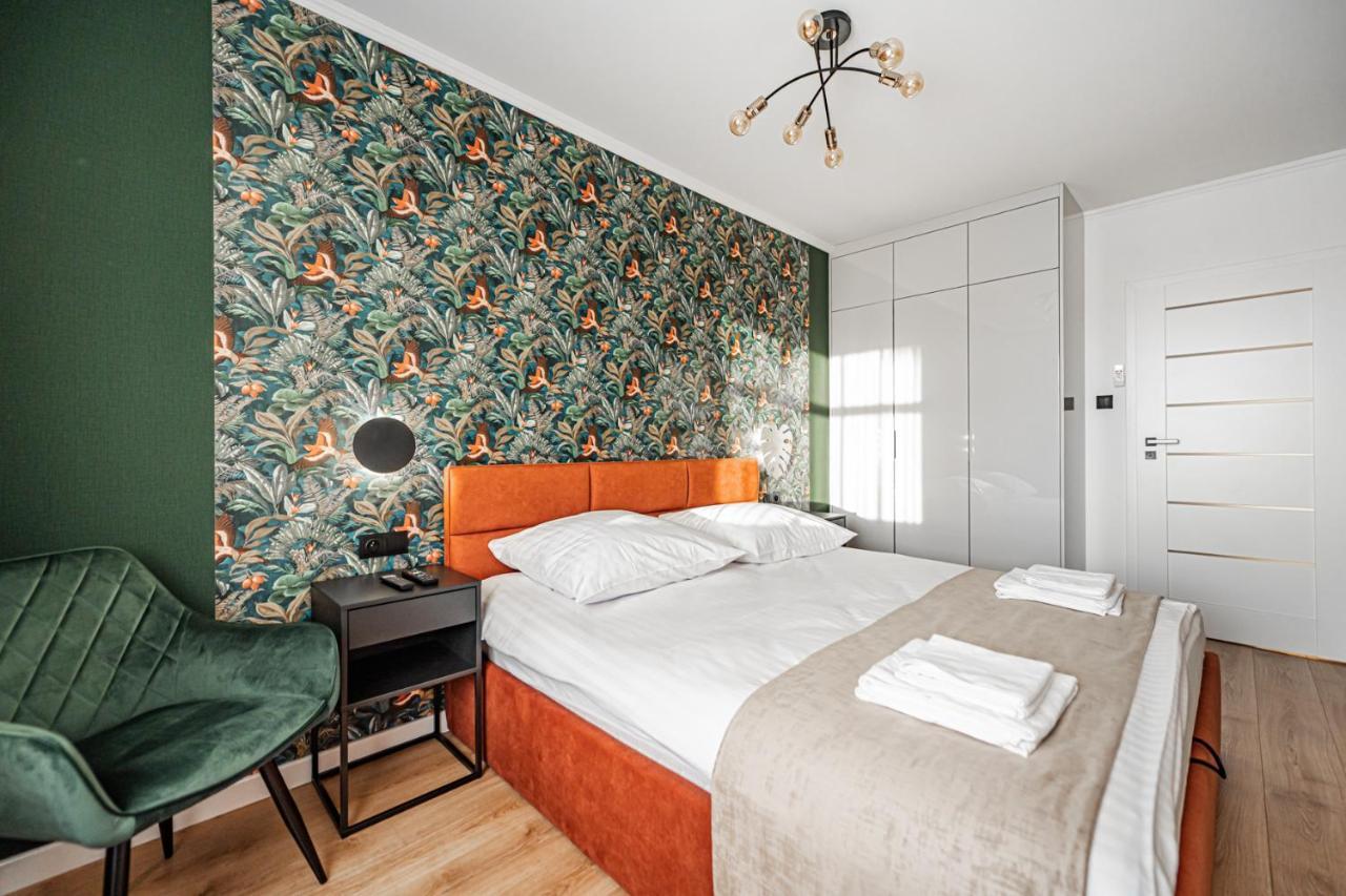 Apartment 24H With Free Garage And Ac Jagielly 5 Breslavia Exterior foto