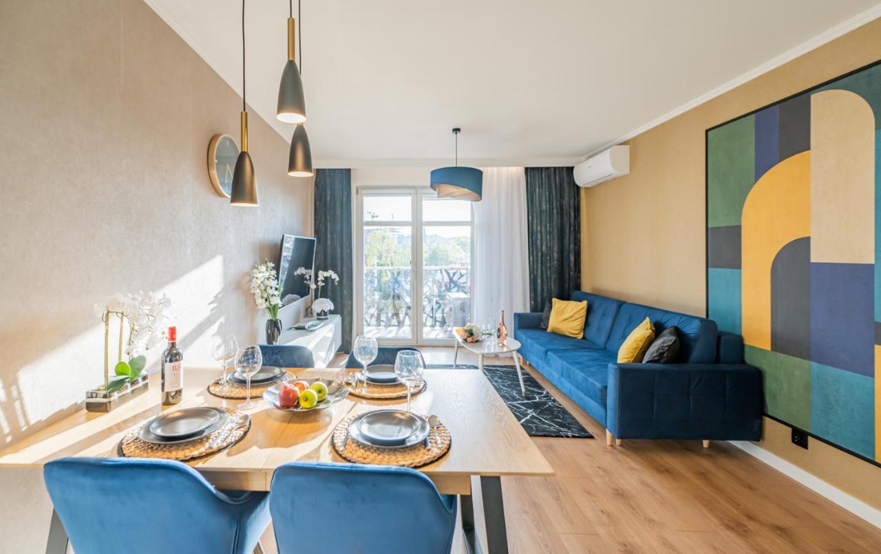 Apartment 24H With Free Garage And Ac Jagielly 5 Breslavia Exterior foto