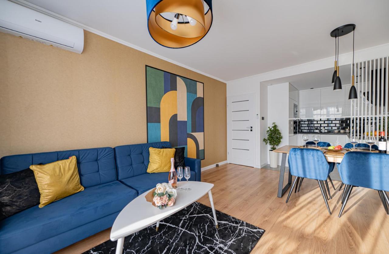 Apartment 24H With Free Garage And Ac Jagielly 5 Breslavia Exterior foto